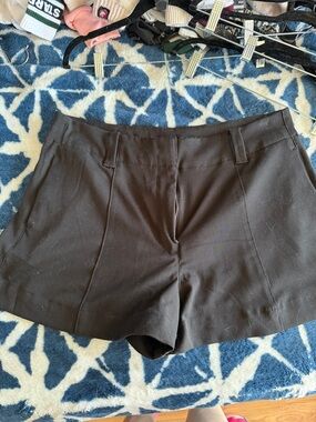 Hi-Rise Trouser Short - 12